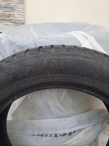 215/55 r17 zimne Yokohama - 5