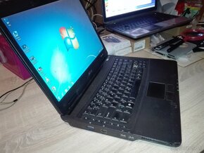 Acer Intel Core2Duo. 15,4".2GB DDR2. 160 GB.Win 7 PRO. - 5