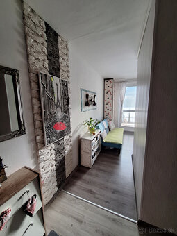 Veľký 1-izbový byt 42m² s dvomi lodžiami - 5