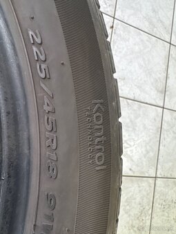 Predám letné 2ks 225/45 R18 HANKOOK - 5