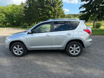 Toyota Rav4 2.2 4x4 - 5