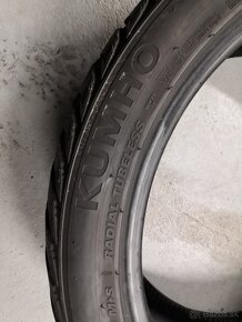 Kumho 245 40r19 98v wintercraft wp71 DVOJROZMER - 5