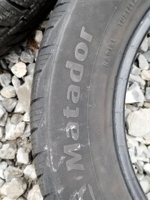 205/60 r16 zimne pneu - 5