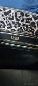 Nová kabelka čierno biela Cavalli class - 5