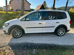 Volkswagen Touran 2.0 TDI 177k Cross DSG - 5