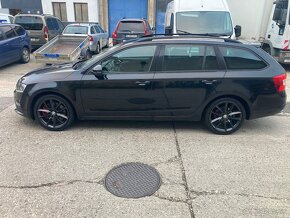 Škoda Octavia Combi 2.0 TFSI RS - 5