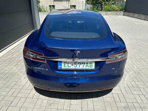 Tesla model S 375 kW - 509 koní - 5