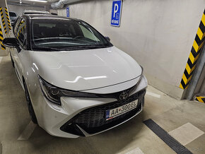 Predam Toyota Corolla 1,8 hybrid GR Sport Dynamic (10/2023) - 5