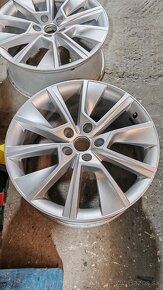 Original Škoda Braga Silver 5x112 r18 7.5j - 5