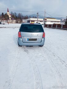 Predám Opel Zafira 1.9cdti 88kw naj 190000km 7miest - 5