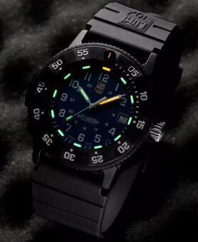 LUMINOX - 5