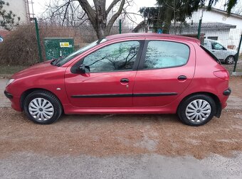 Predám Peugeot 206 1.1 44kw M5 5d Len 76.000 km - 5