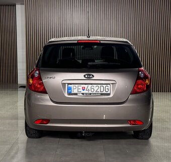 KIA Ceed 1.6 Benzín / Slovák/ Výhrevy/Nové brzdy/ Nová STK - 5