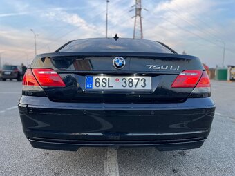 BMW E66 750Li - 5