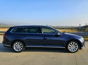 VOLKSWAGEN PASSAT 2,0 TDi DSG Highline/Matrix LED Virt✅️ - 5