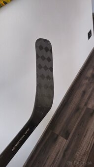 Predam profi hokejku CCM Ribcor Trigger 8 pro - 5