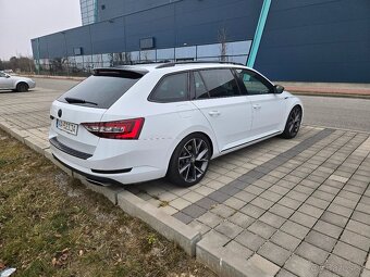 Škoda Superb Combi 2.0 TSI 4x4 Sportline DSG - 5