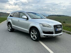 Audi Q7 S-line 7-miestny - 5