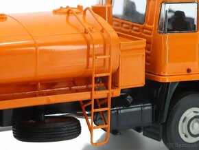 LIAZ 100.850 SA 8 kropící vůz 1:43 Avtoistoria - 5