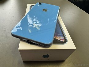 Apple iPhone XR 64GB - 5