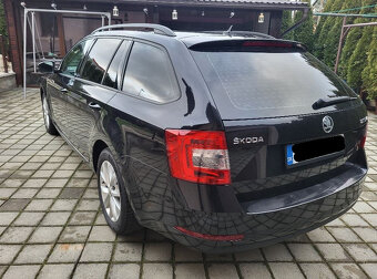 Škoda Octavia Combi 2.0 150Ps čierna - 5