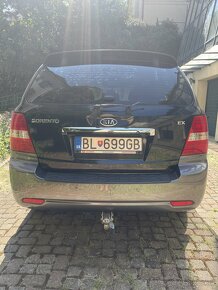 KIA Sorento 2.5 CRDI AT 4x4 - 5