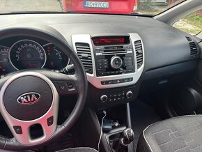 Kia Venga - 5