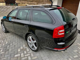 ŠKODA OCTAVIA COMBI RS 2,0TDI - 5