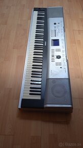 rezerovaný Yamaha DGX-520  keyboard + darujem knihu spevu - 5