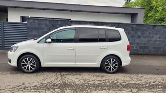 Volkswagen Touran 2.0 TDI Highline DSG - 5