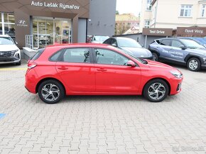 Hyundai i30 HB 1.0T-GDI 88kW FAMILY DPH COMFORT ZÁRUKA - 5