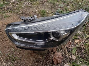 Predné ľavé svetlo LED XENON HYUNDAI I40 LIFT - 5