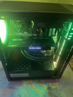 Pc: i5 6500. , 16gb ram , 500gb ssd , gtx 1070ti evga - 5