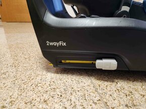 Maxi Cosi Pebble Vajicko a Isofix Stanica 2Way Fix - 5