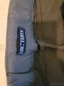 Arc’teryx LEAF Assault Pant AR – Wolf a messenger bag - 5