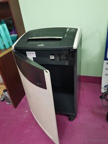 Skartovačka papiera Fellowes C-420Cx - plne funkčná - 5