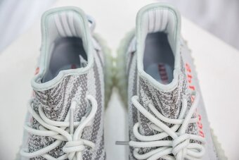 Adidas YeezyBoost 350V2“Blue Tint” - 5