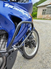 Honda transalp XL650V + oblečenie grátis - 5