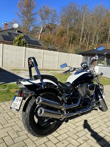 Suzuki Intruder VZ800 - 5