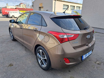 Hyundai i30 1.4i MPI DOHC CVVT Comfort - 5