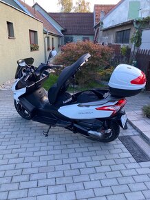 Kymco Downtown 200i skuter - 5