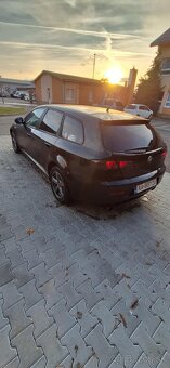 Alfa Romeo 1.9 JTDm - 5