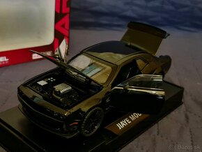 Dodge Challenger Hellcat (1:32) - 5