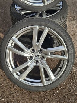 r19" alu kola 5x112 8,5jx19 et45 pneu 235/40 80% - 5