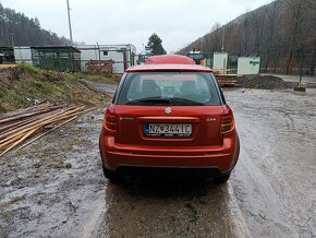 Suzuki SX4 - 5