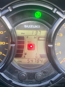 Suzuki DL 650 V-strom - 5