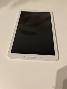 Tablet Samsung Galaxy TAB E, top stav - 5