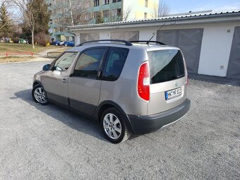 SKODA ROOMSTER SCOUT 1.9 TDI PANORAMA - 5