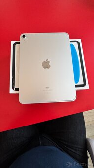 Apple iPad 10 gen 256gb 10.9 - 5