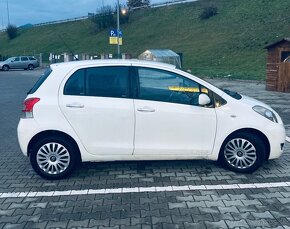 Toyota Yaris 2010 1.33 74kW - 5